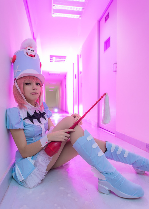 Nonon Jakuzure - May Sakaali