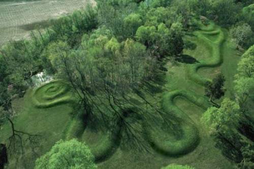 ravenemrysaurlineus:The Ancients Wrote It In The Earth… This is a photo of The Great Serpent 