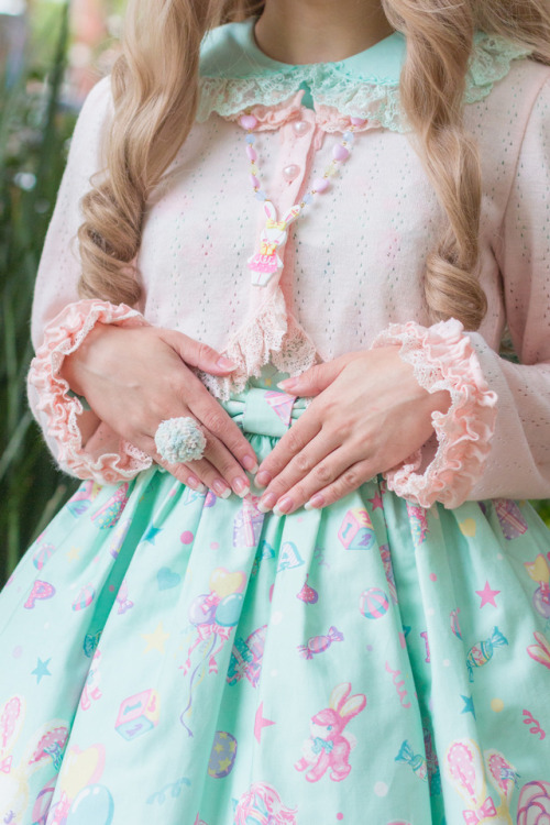 bonniviwii:Last month I went out for the day for comfort food adventures, wearing my very comfortabl