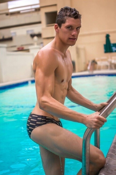 Guys In Speedos