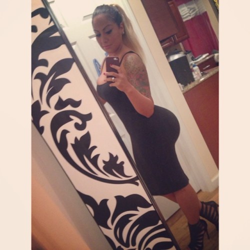 allthickwomen:  Jacky Rubia #Plasticsaturday Thanks to Jay From Dade
