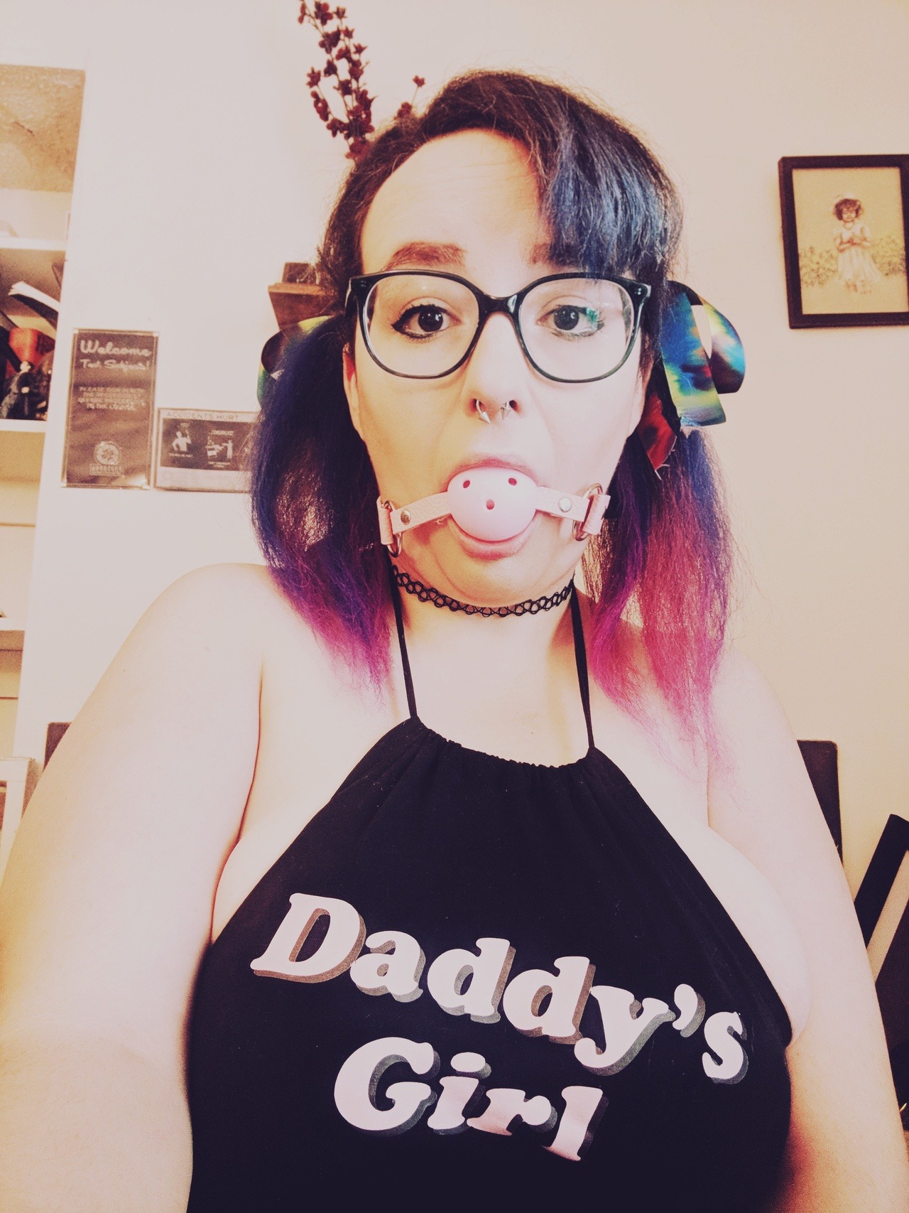 exxxscarlette: dumb pouty baby