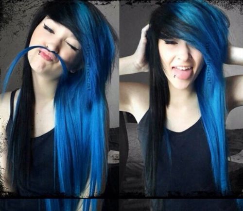 Hair Chalk Split Dyed Hair In Blue And Black Colors L O V E