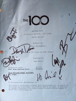 the100charityproject:  Really bad ass auction item for you guys tonight! Signed cover page of the 1x02 script! Signed by Eliza, Devon, Paige, Bob, Chris, and more! 