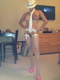 fakeisalwaysfabulous:  I am here for your pleasure 