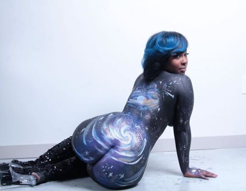 bigbuttsthickhipsnthighs:  Galaxy booty