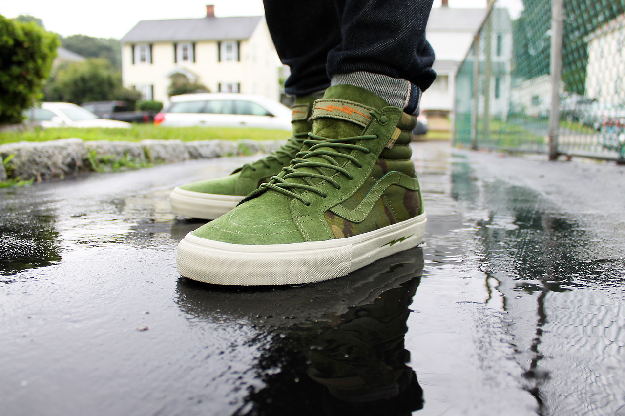 vans x defcon sk8 hi