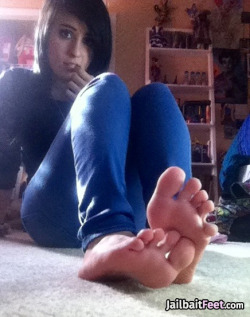 Sexy-Teen-Feet:  Seductive Look, Cute Feet On Http://Jailbaitfeet.com/Seductive-Look-Cute-Feet/