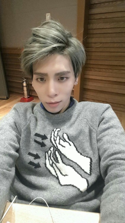 forevershiningshinee:  [PHOTO] MBC Bluenight twitter update - Lovely DJ Jonghyun selca 150106 - Credit; MBC Bluenight 