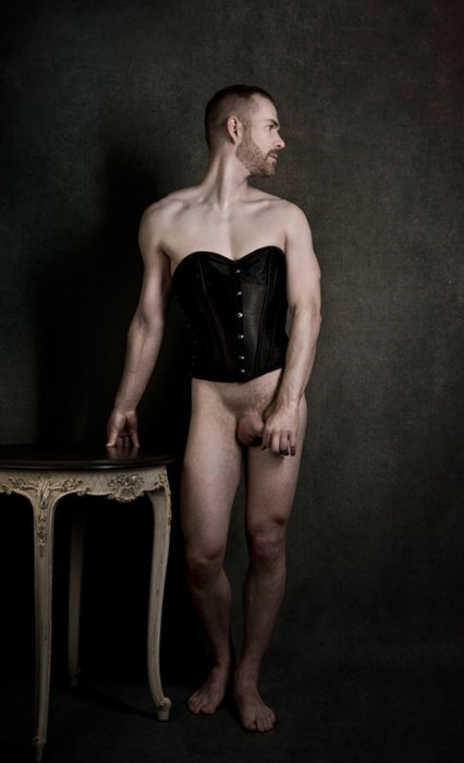 leatherhostage:  leatherhostage 