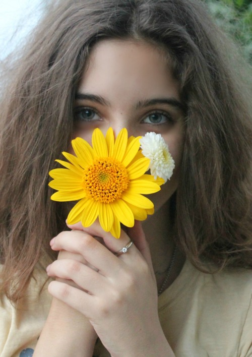 riverofbones:  vintage & summer ❂