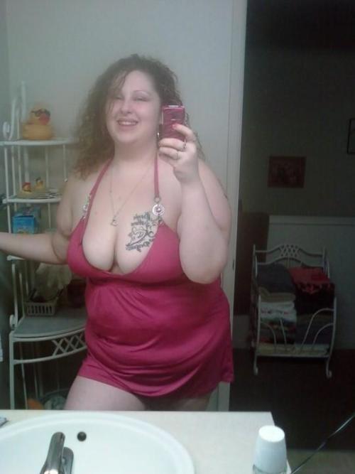 ilikefattiess:  tumblr batch upload bloadr.com (FB)