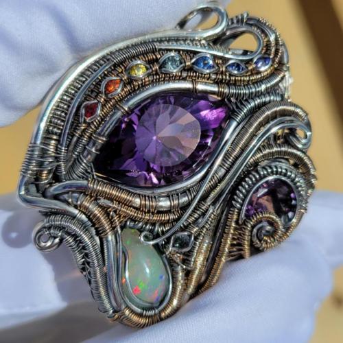 blue–folder:“Eye of Truth” NFS, me, Gemstones + Precious Metals, 2021