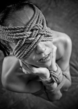 thoughtsofasubgirl:  quiet-dominant:  ropegetsmewet:  Now that’s a blindfold. I’m interested in how it was secured in the back…  Added to the to do list  So beautiful Master!