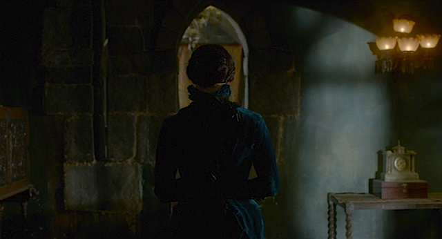 funeral-wreath: ‘When the time comes, beware of Crimson Peak.’ Crimson Peak (2015),