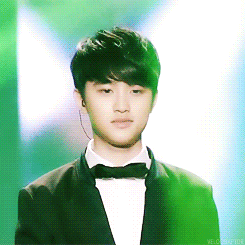 yixinques:  handsomesoo in a suit 