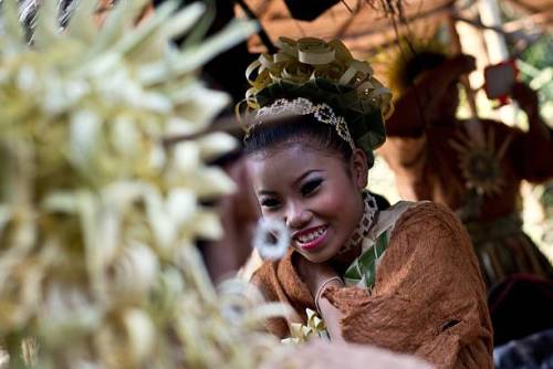 Malaysian women of the Mah tribe