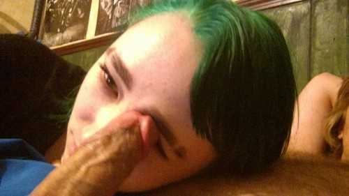 grodyhoe:Dick selfies