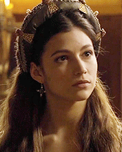 rocketgirls:Margarita + headdresses (part 2)