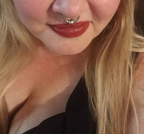 denialslut:These lips just sucked off 9 men in about 2 hours - some of them more than once - and the
