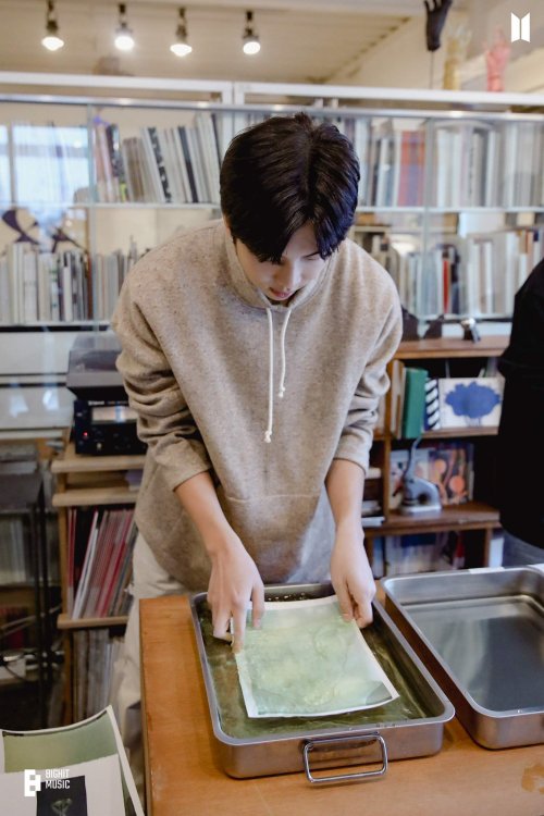 221222 - Naver Post - RM's 'Indigo' Behind The Scenes (2)