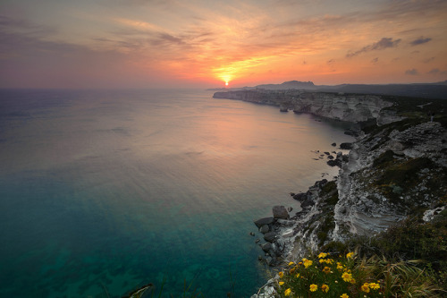 esteldin: Corsican dusk by Dariusz Wieclawski on Flickr.