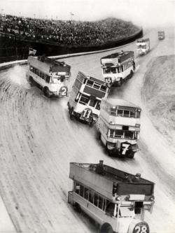 silfarione:  Double-decker Bus Race, 1933.