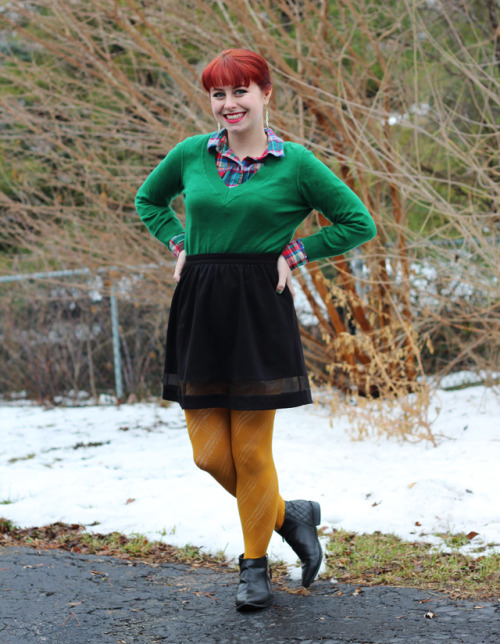 (via Petite Panoply: Kelly Green Sweater, Flannel Shirt, Black Skater Skirt, &amp; Yellow Tights