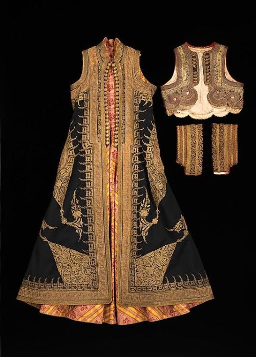 Wedding ensemble from Albania, 1890 -1910