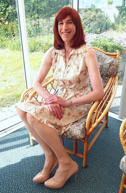 yes-sadie100:  Are you ready to unleash the gurl within? Sign up for my free feminization program and get a free self hypnosis MP3. http://ift.tt/1MtXptq
