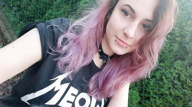 Hi ^^ Im leaving for a week off today, so until Monday I wont be able to draw or post anything new ;_; Ill try to answer your private messages, but keep in mind that Im not taking my laptop and tablet with me  
Ahh cant wait for Woodstock Festival w #me#personal#selfie#alt#alternative#alternative girl#dyed hair#pink hair#purple hair#pierced#piercing#piercings#snakebites#lip piercing#collar#collared#metal girl#metalhead#smile#brunette#brown eyes #artists on tumblr #artistontumblr