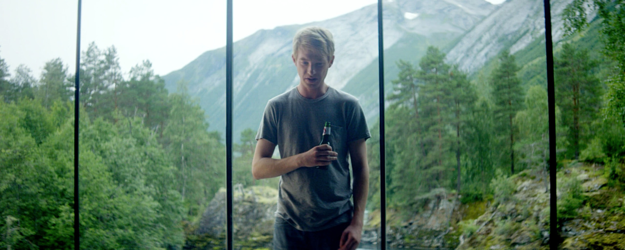 wardrobemalfunctioned:  Ex Machina (2015) dir. Alex Garland / DP: Rob Hardy