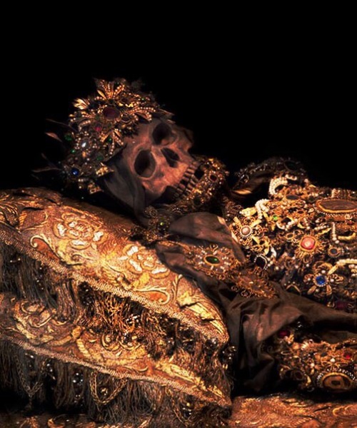 tfa95dbs:Jewelled Skeletons from Europe.  St. Gratian St. Maximin St. Vitalian St. Alexander St. Vic