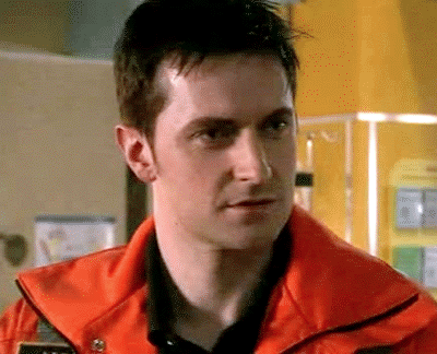 richardarmitageforever:circusgifs:“You’re a doctor.” […] “You could have said something”