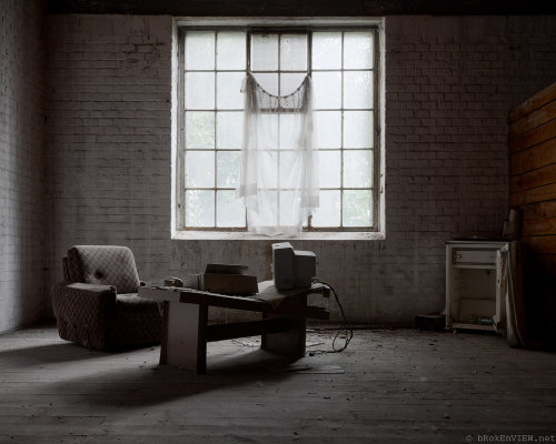 ianbrooks:  Abandoned by BrokenView The structures of humanity can only persist as long as we can remember them. Even after their walls have fallen and their innards  retaken by nature, they can continue to stand in the photographs of intrepid urban