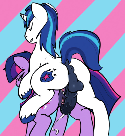 clop-dragon:  Shining being the luckiest stallion ever. high res  o////o U-unf…..