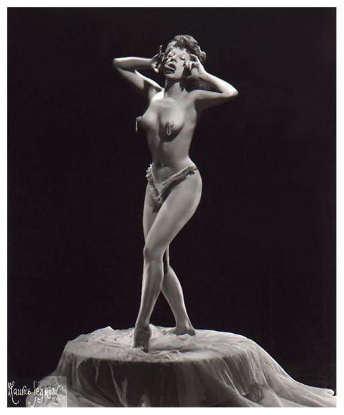 Pepper Powell      aka. “The Hot and Spicy Redhead”..   More pics of Pepper can be found here..  