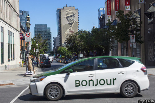 Bonjour de Montréal !Bonjour/Hi from Montréal!