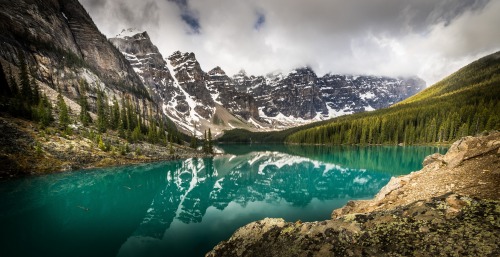 atraversso:  Misty Morning  by Brian Stirling  