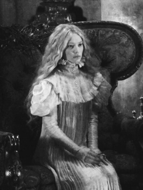 mwasikowskadaily:  “Mia has a beauty that seems to belong in a period painting. She has the gr