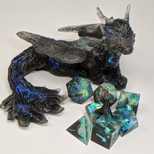 First Szerense dragon is up for auction with a matching set of Zenith Aether Dragonsoul Opals! Go ch