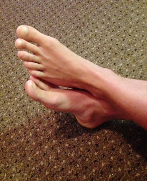 121muscle:  Our Feet After a Well Deserved Pamper 👣👣 porkchop69yum feet2eat footmunch gayfeet-lover gayfeet myfriendsfeet musclesworship muscledaddylove footboy1996 feetandfun feetboy81 feetrhot  Yummmm