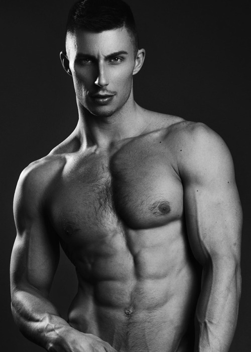 jawdroppingmen: If you love sexy shirtless men you should follow my tumblr page: jawdroppingm