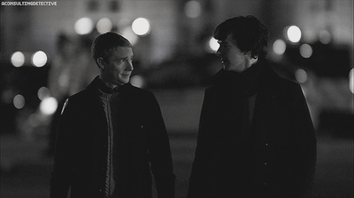 kickingroses: theirglassofteaat221b: aconsultingdetective: Sherlock + I spent a whole evening with&h