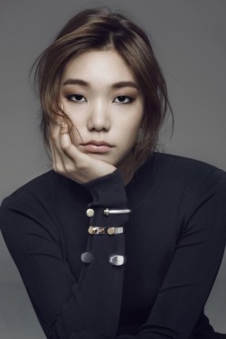 koreanmodel:  Lee Ho Jeong by Kim Young Jun for Grazia Korea Sept 2014