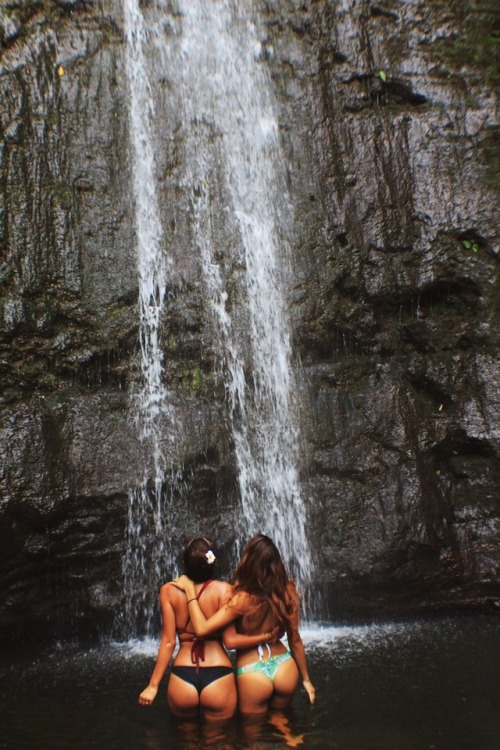 Me ft. Allison || Waterfall || Oahu, Hawaii  Instagram: @emmaneagu