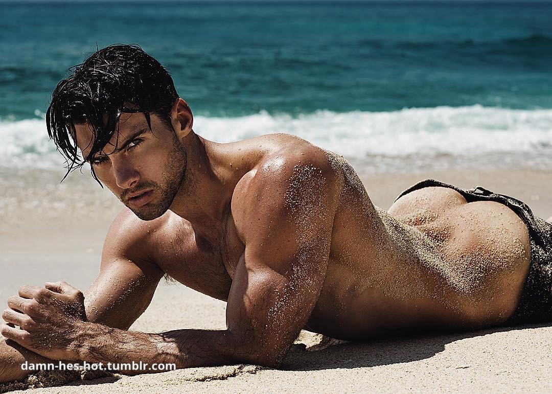 damn, he's hot!
