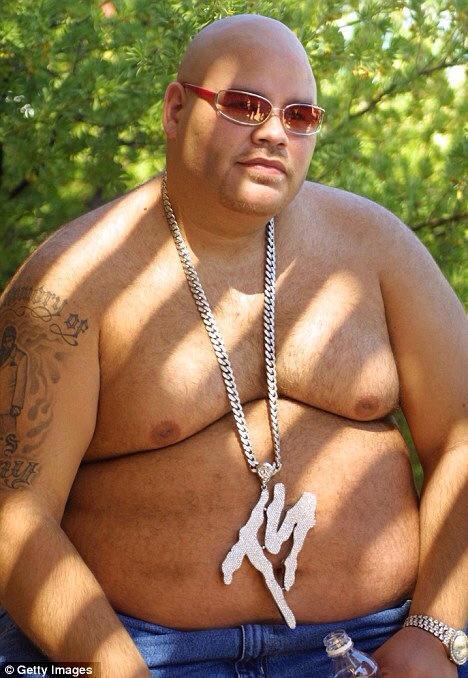 megabaerchen:  admiradordegordos:  bigboimarc:  Pound for Pound sexiness!! Fat Joe