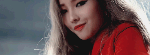 q-idle:LATATA : SOYEON