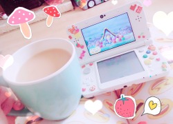 rosiesoph:  Tea and Animal Crossing! Can’t